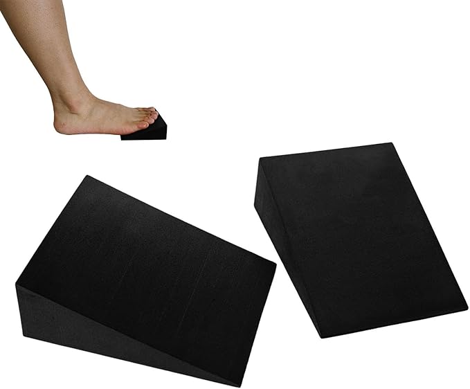 Slant Board for Calf Stretching, Portable Non-Slip Heel Elevated Squat Wedge Lightweight Yoga Foam Wedge Slant Board Trainer for Men and Women Slant Board for Squats for Knees Over Toe