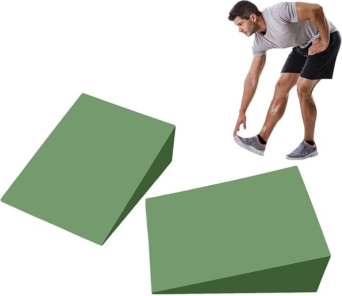 Slant Board for Calf Stretching, Portable Non-Slip Heel Elevated Squat Wedge Lightweight Yoga Foam Wedge Slant Board Trainer for Men and Women Slant Board for Squats for Knees Over Toe