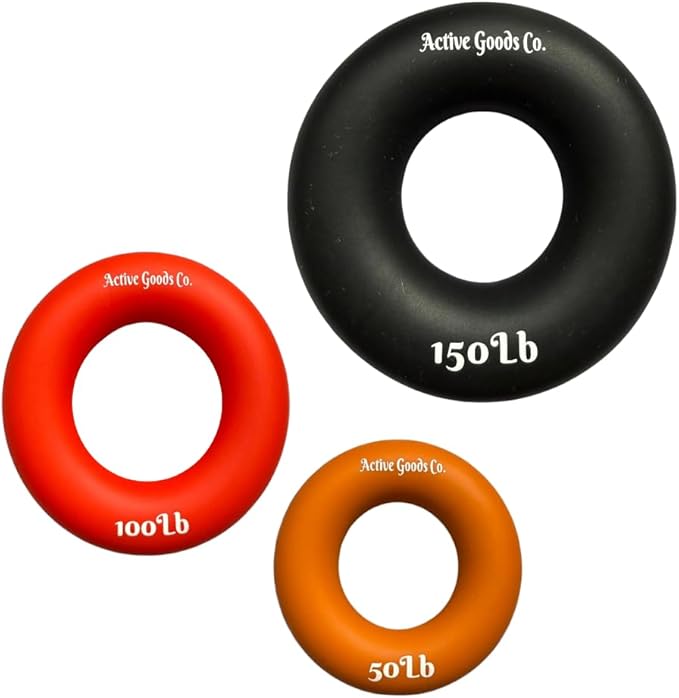 Hand Exerciser - PROFESSIONAL GRADE, Set or Single, Different Sizes. Visit to see more! Bague classique en silicone parfaite pour améliorer la force, la puissance et la vitesse dans les poignets.