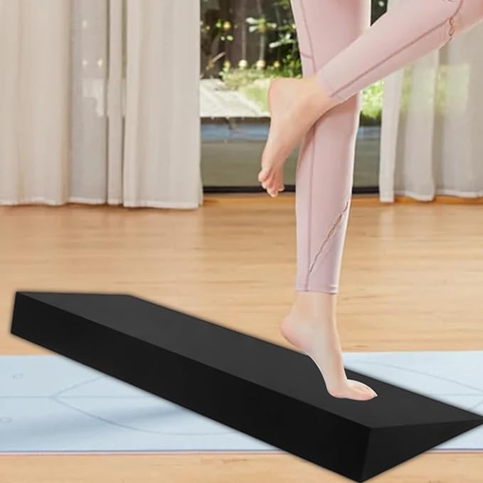 Yoga Wedge for Feet, EVA Muscle Stretching Block, Yoga Foam Wedge Fitness Support for Athletes Seniors Beginners Workout Enthusiasts Studio Home Living Room, Improve Flexibility, Alignment