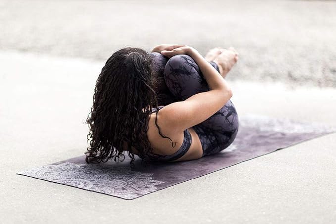 YOGA DESIGN LAB | The Combo Yoga Mat | 2-in-1 Mat+Towel | Eco Luxury | Ideal for Hot Yoga, Power, Bikram, Ashtanga, Sweat | Studio Quality | Includes Carrying Strap!