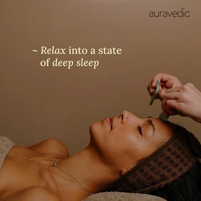 Auravedic Relaxing Body Massage Oil | Infused with Lavender, Eucalyptus & Mint | Non Greasy Body Oil for Massage Therapy, Aromatherapy, Sore Muscles & Date Night | 6.76 Fl Oz (200ml)