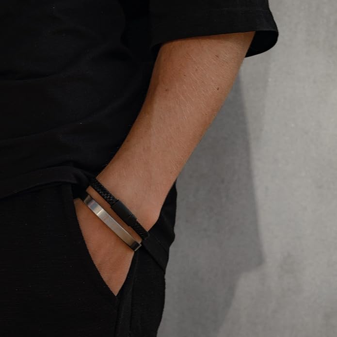 LUXAR Men's/Women's Magnetic Therapy Bracelet | Solid Titanium or Solid Copper | Sophisticated Solid Titanium Bangle with Rare-Earth Neodymium Magnets