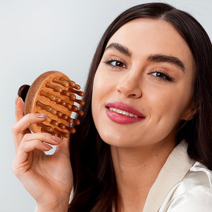 2 Pack Wooden Scalp Massager Comb Wooden Hair Brush Head Gua Sha Brush Hair Scrubber Portable Handheld Hairs Growth Tool for Women Men Hairs Growth Stress Relief Spa