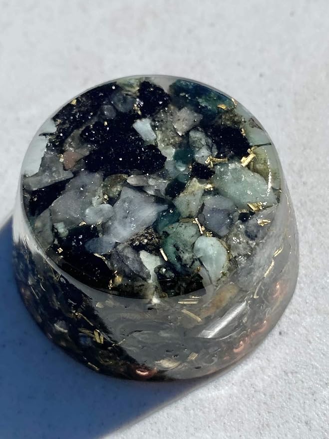 Emerald Orgone Generator Energy Accumulator 528Hz/7.83Hz/Advance Harmonics Many Beautiful Ingredients and Colors! (Emerald)