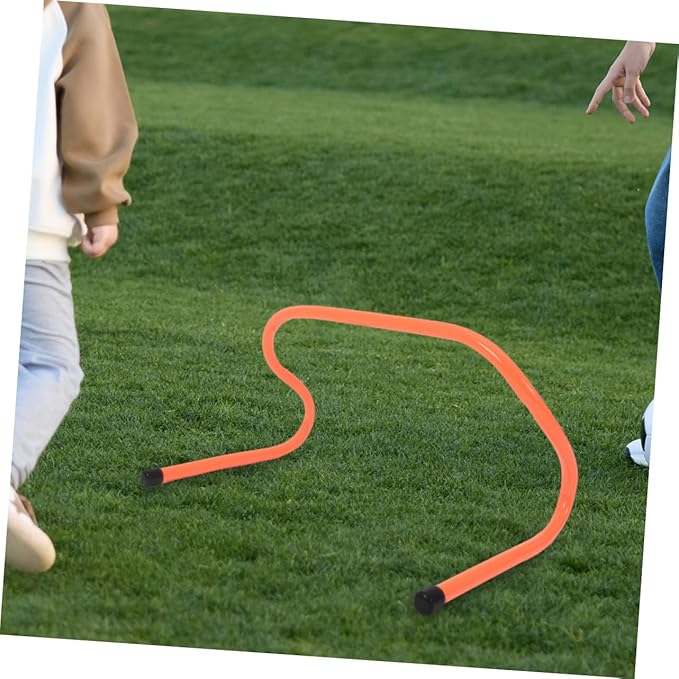 4pcs Sports Agility Hurdles Plastic Training Equipment for Speed and Coordination Drills for Boys and Girls and Athletes Height for Soccer Practice and Fitness Training