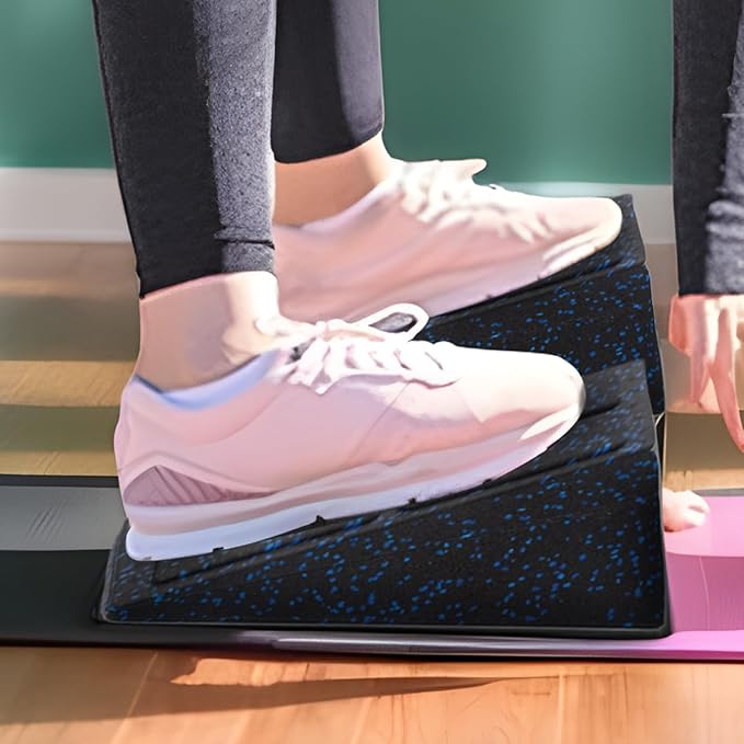 Squat Wedge Block - Anti-Slip Foam Wedge Calf Stretcher,Foot Stretcher Incline Board,for Yoga Pilates Home Gym Recover Training Mobility