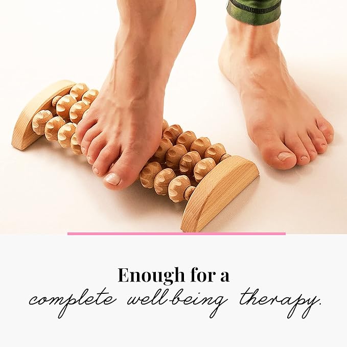 tuuli Wooden Foot Massager, Grooved Muscle Roller, Helps Ease Muscle Tension and Improve Blood Circulation, Natural Wood Therapy Massage Tools for Feet (M)
